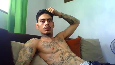 Alpha Zom online show from April 25, 2026, 4:15 pm