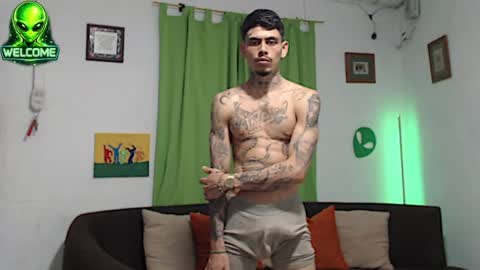 Alpha Zom online show from June 19, 2026, 12:48 am