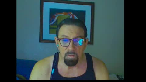 Snapshot of alphablue_wolf1295 chatting on October 1, 2025, 9:15 am alphablue_wolf1295 online show from October 1, 2025, 9:15 am