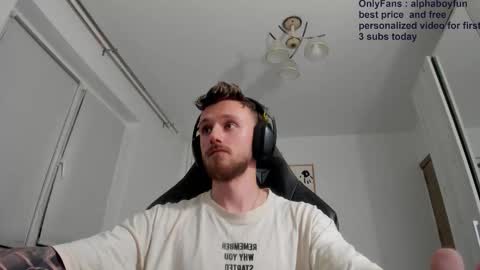 Snapshot of alphaboyfun chatting on October 2, 2025, 4:58 pm Andi online show from October 2, 2025, 4:58 pm