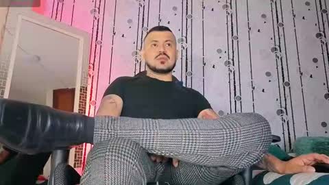 Snapshot of alphadrip chatting on October 19, 2025, 12:28 pm alphadrip online show from October 19, 2025, 12:28 pm