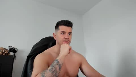 Snapshot of alphagodleatherking92 chatting on March 20, 2026, 10:09 am LeatherMaster online show from March 20, 2026, 10:09 am