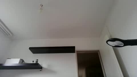 Snapshot of alphah_hunk chatting on October 17, 2025, 2:30 pm alphah_hunk online show from October 17, 2025, 2:30 pm