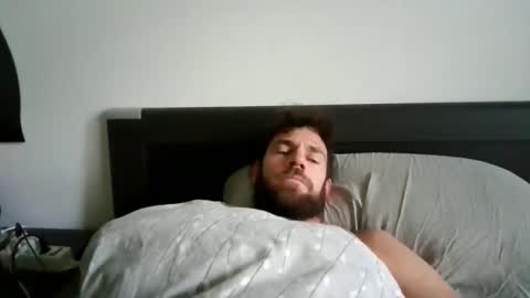 Snapshot of alphah_hunk chatting on October 25, 2025, 8:33 am alphah_hunk online show from October 25, 2025, 8:33 am