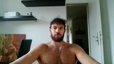 Snapshot of alphah_hunk chatting on October 27, 2025, 2:54 pm alphah_hunk online show from October 27, 2025, 2:54 pm