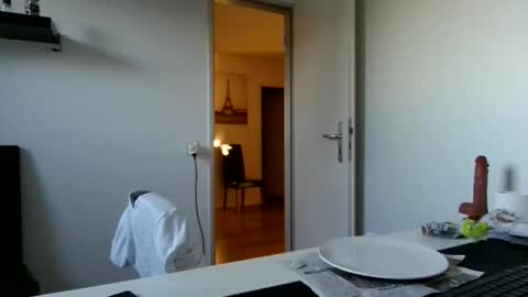 Snapshot of alphah_hunk chatting on April 30, 2026, 5:41 pm alphah_hunk online show from April 30, 2026, 5:41 pm