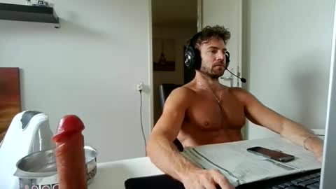 Snapshot of alphah_hunk chatting on May 15, 2026, 10:22 am alphah_hunk online show from May 15, 2026, 10:22 am