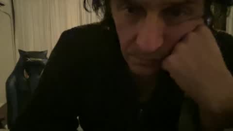 Snapshot of alphandre chatting on January 19, 2025, 5:39 pm AlphAndre online show from January 19, 2025, 5:39 pm