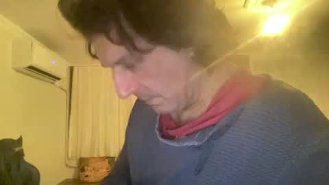 Snapshot of alphandre chatting on February 2, 2025, 5:26 pm AlphAndre online show from February 2, 2025, 5:26 pm