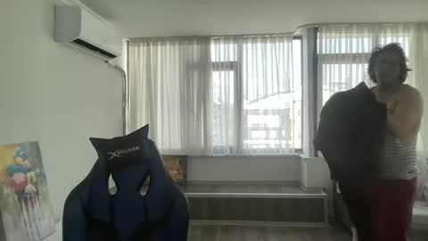 Snapshot of alphandre chatting on February 9, 2025, 10:53 am AlphAndre online show from February 9, 2025, 10:53 am