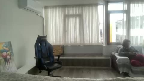 Snapshot of alphandre chatting on February 28, 2025, 3:15 pm AlphAndre online show from February 28, 2025, 3:15 pm