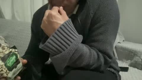 Snapshot of alphandre chatting on March 11, 2025, 5:57 pm AlphAndre online show from March 11, 2025, 5:57 pm