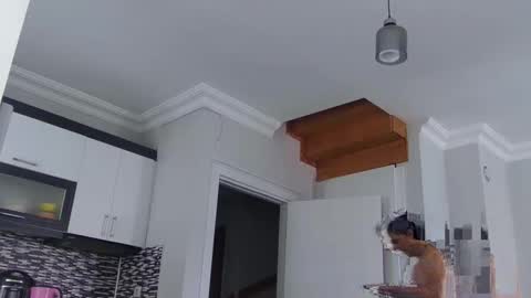 Snapshot of alphandre chatting on April 14, 2026, 8:42 am AlphAndre online show from April 14, 2026, 8:42 am