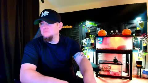 Snapshot of alphanuts101 chatting on October 23, 2025, 8:51 pm Ryno online show from October 23, 2025, 8:51 pm