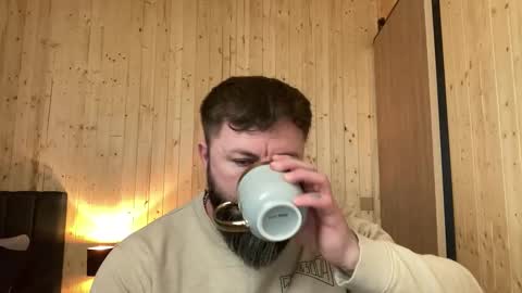 Snapshot of alphasparks chatting on March 2, 2026, 7:15 am Jhonny online show from March 2, 2026, 7:15 am