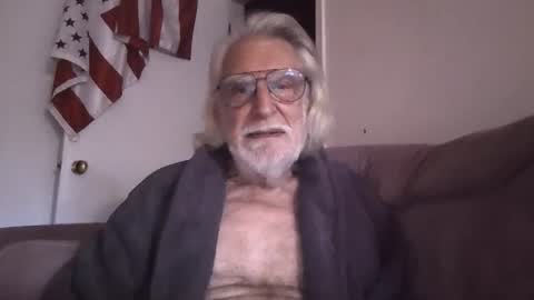 Snapshot of alphauniform chatting on July 8, 2026, 11:15 am AlphaUniform online show from July 8, 2026, 11:15 am