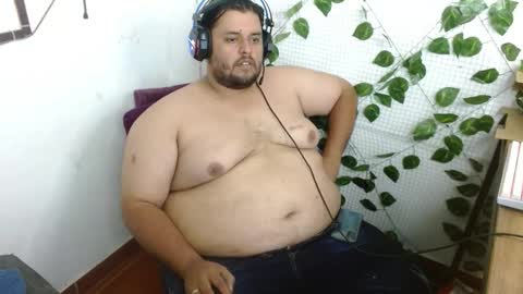 Snapshot of altairstudiosboy chatting on October 11, 2025, 12:10 am Jhosep online show from October 11, 2025, 12:10 am