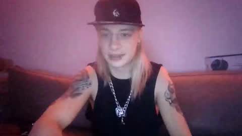 Snapshot of altboy010 chatting on January 13, 2026, 5:18 pm altboy010 online show from January 13, 2026, 5:18 pm