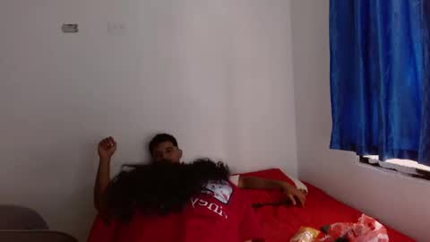 Snapshot of alucard_smith_ chatting on April 24, 2026, 6:32 pm Smith and lucy online show from April 24, 2026, 6:32 pm