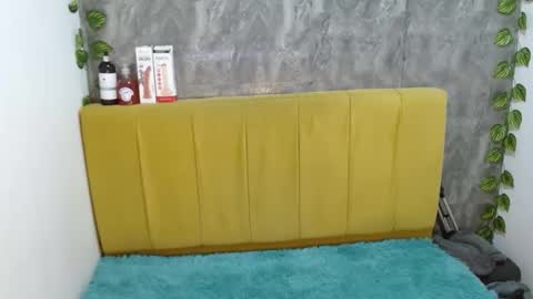 alunnaclarkcm online show from January 15, 2026, 3:11 am