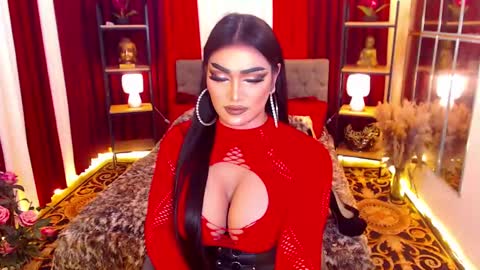 Snapshot of alurajhenson chatting on December 22, 2024, 10:25 pm Alura Jhenson online show from December 22, 2024, 10:25 pm