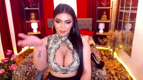 Snapshot of alurajhenson chatting on December 28, 2024, 1:08 am Alura Jhenson online show from December 28, 2024, 1:08 am