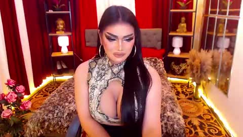 Snapshot of alurajhenson chatting on December 29, 2024, 1:24 am Alura Jhenson online show from December 29, 2024, 1:24 am