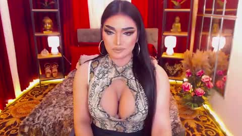 Snapshot of alurajhenson chatting on January 9, 2025, 11:14 am Alura Jhenson online show from January 9, 2025, 11:14 am
