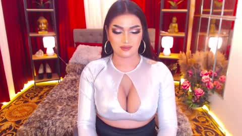 Snapshot of alurajhenson chatting on January 18, 2025, 1:41 am Alura Jhenson online show from January 18, 2025, 1:41 am