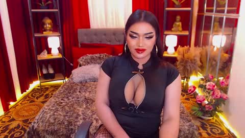 Snapshot of alurajhenson chatting on January 25, 2025, 10:50 pm Alura Jhenson online show from January 25, 2025, 10:50 pm