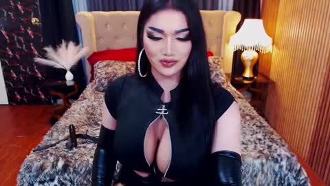 Snapshot of alurajhenson chatting on February 9, 2025, 9:47 am Alura Jhenson online show from February 9, 2025, 9:47 am