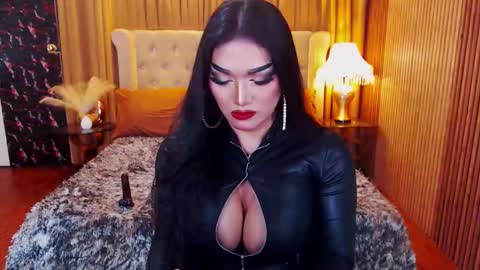 Snapshot of alurajhenson chatting on September 9, 2025, 7:13 pm Alura Jhenson online show from September 9, 2025, 7:13 pm
