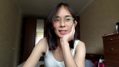 Eva online show from September 9, 2025, 7:52 am