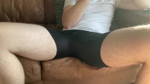 alwayshuge online show from October 21, 2025, 7:36 pm