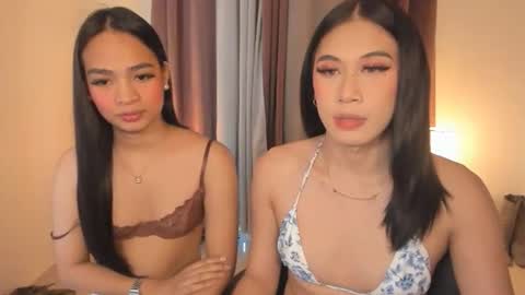 Snapshot of alwina_williams chatting on April 7, 2026, 6:25 am alwina_williams online show from April 7, 2026, 6:25 am