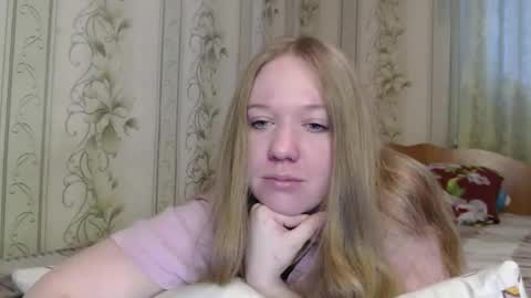 alya764770 online show from April 15, 2026, 11:49 pm