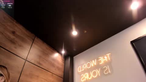 Snapshot of alyamonroe chatting on October 4, 2025, 10:46 am Alya online show from October 4, 2025, 10:46 am