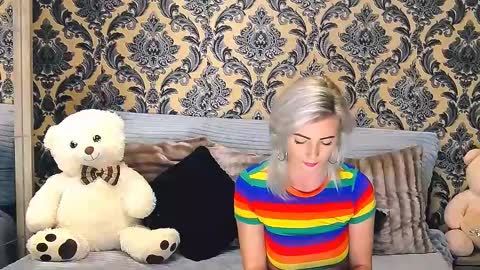 Snapshot of alyblonde chatting on February 20, 2025, 1:40 pm aly online show from February 20, 2025, 1:40 pm