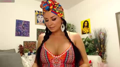 Alicia online show from March 8, 2025, 10:45 pm