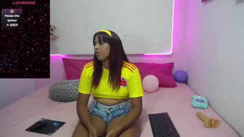 alyna online show from September 9, 2025, 12:26 pm
