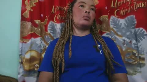 Snapshot of alypierette chatting on February 16, 2026, 10:44 am alypierette online show from February 16, 2026, 10:44 am