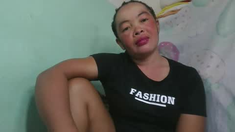 Snapshot of alypierette chatting on February 21, 2026, 7:42 am alypierette online show from February 21, 2026, 7:42 am