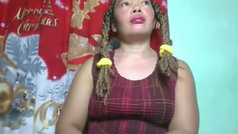 Snapshot of alypierette chatting on March 16, 2026, 6:01 pm alypierette online show from March 16, 2026, 6:01 pm