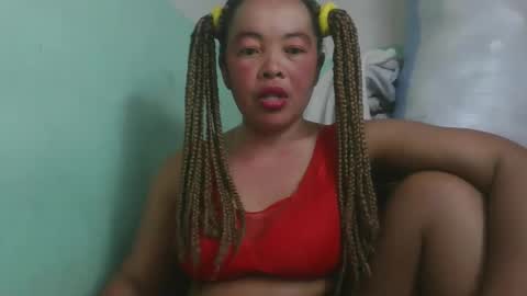 Snapshot of alypierette chatting on March 19, 2026, 8:07 am alypierette online show from March 19, 2026, 8:07 am