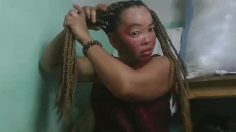 Snapshot of alypierette chatting on March 20, 2026, 2:27 am alypierette online show from March 20, 2026, 2:27 am