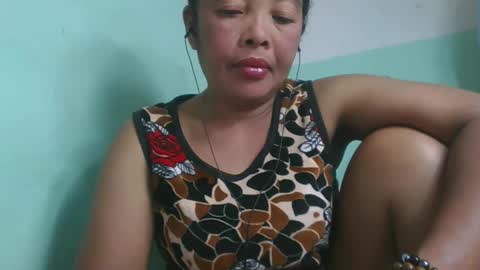 Snapshot of alypierette chatting on May 22, 2026, 6:09 am alypierette online show from May 22, 2026, 6:09 am
