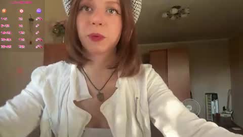 Milissa online show from July 13, 2026, 3:04 pm