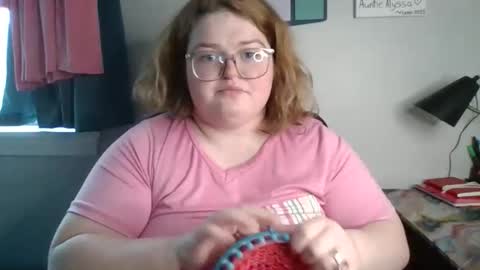 Snapshot of alyssa6960545 chatting on October 30, 2025, 2:51 pm Lily online show from October 30, 2025, 2:51 pm