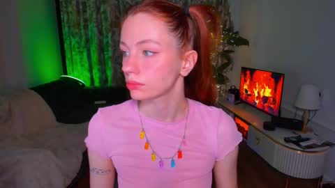 alyssa_smitt online show from January 7, 2026, 11:18 pm