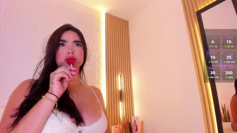 Snapshot of alyssa_vargas chatting on September 26, 2025, 10:36 pm alyssa online show from September 26, 2025, 10:36 pm